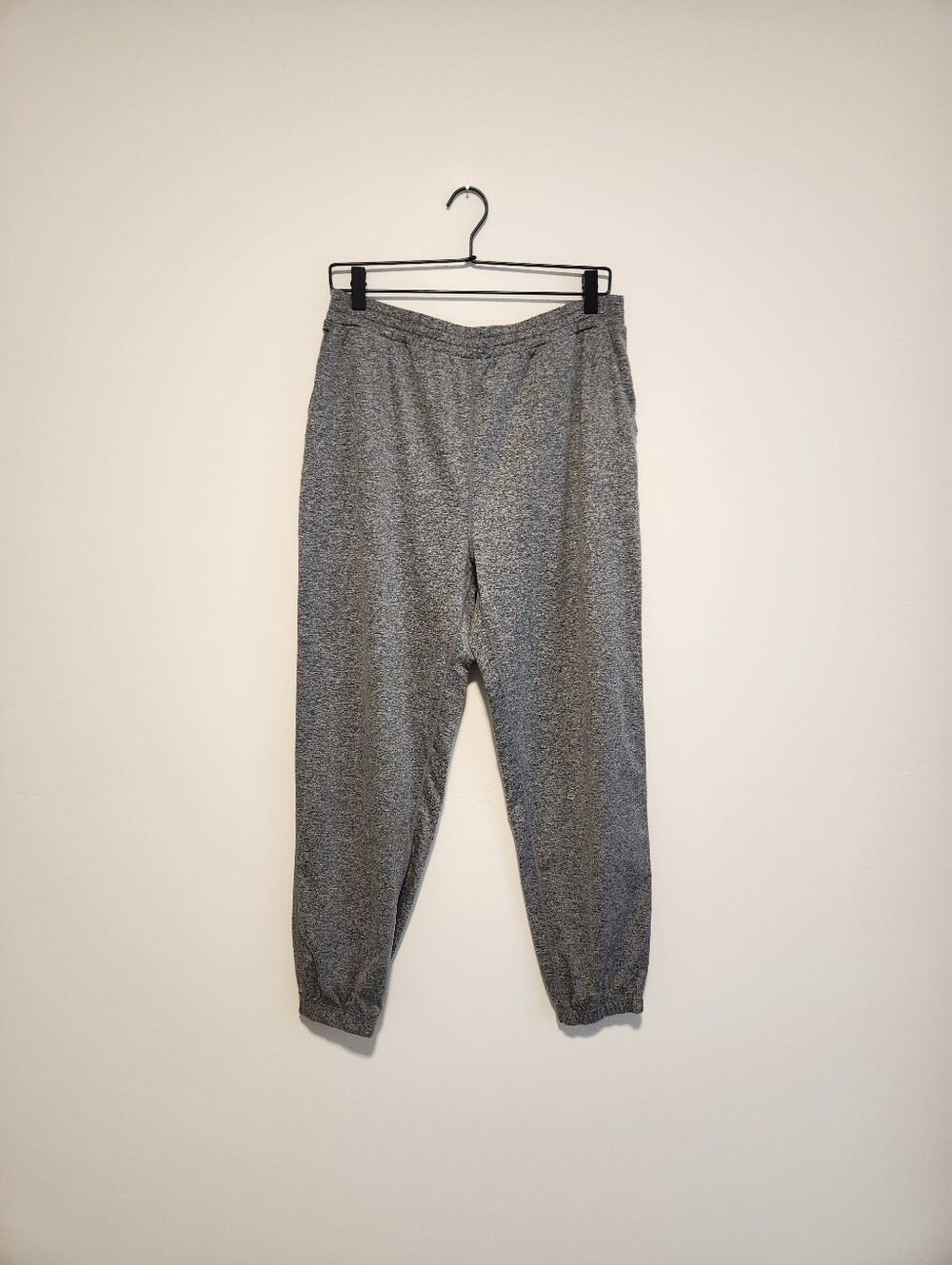 Vuori Boyfriend Jogger DreamKnit Joggers Heather Grey Size Large - Picture 2 of 9